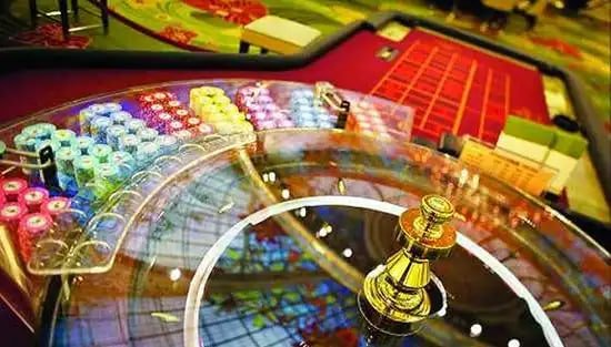 Mobile app interface showing sports and casino options